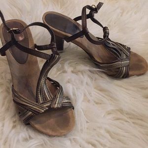 Bandolino | Bronze heels